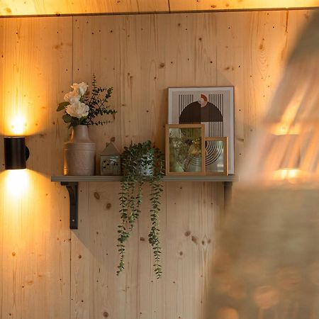 Tinyhouse 4 Pers Met Hottub Vila Meerssen Exterior foto
