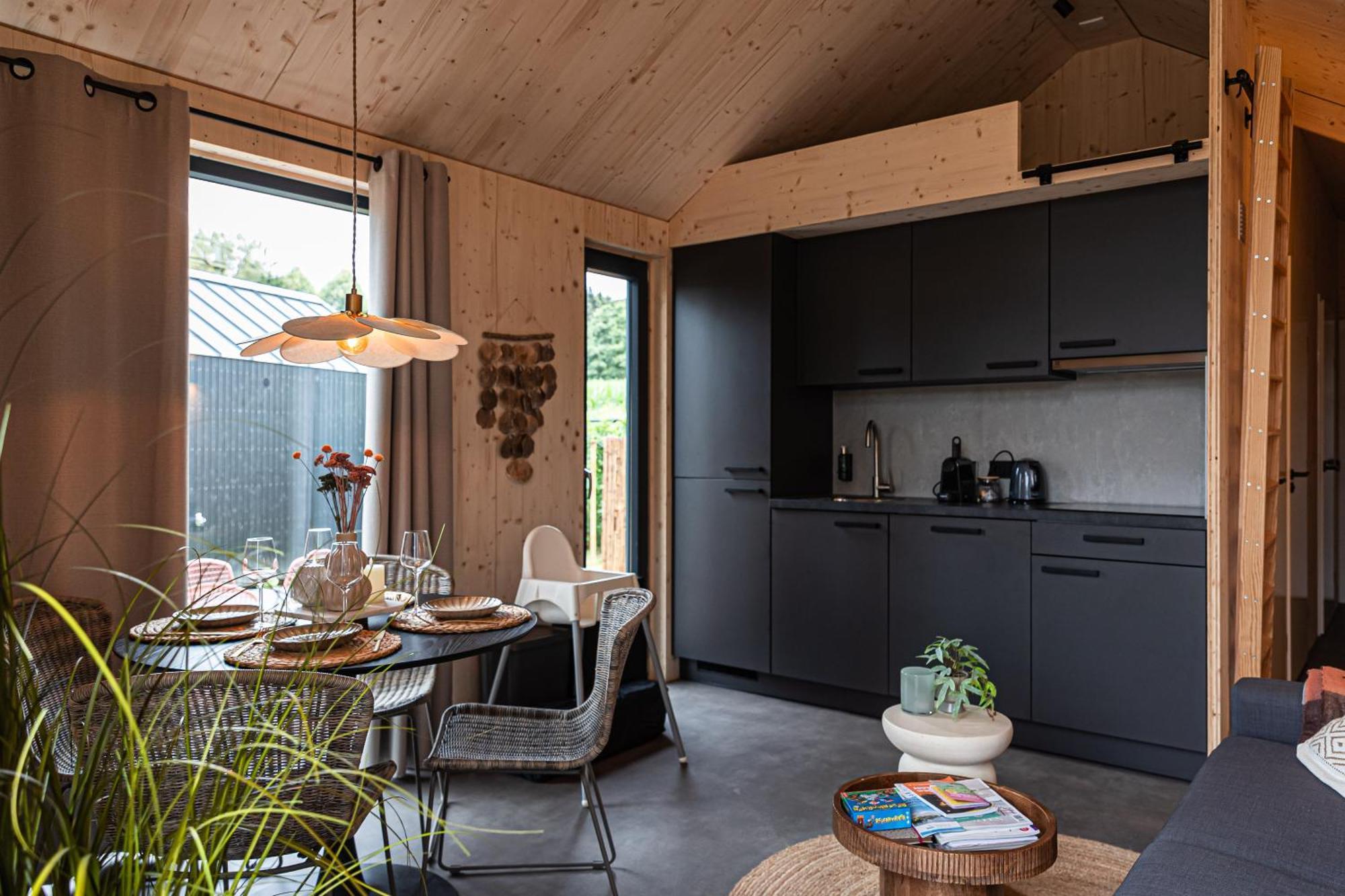 Tinyhouse 4 Pers Met Hottub Vila Meerssen Exterior foto