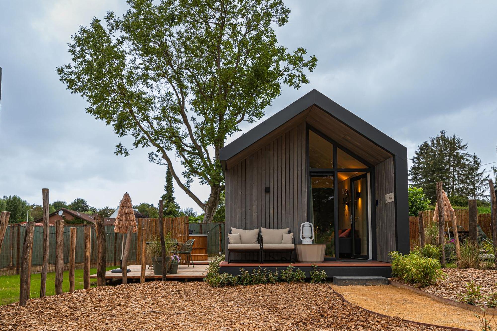 Tinyhouse 4 Pers Met Hottub Vila Meerssen Exterior foto