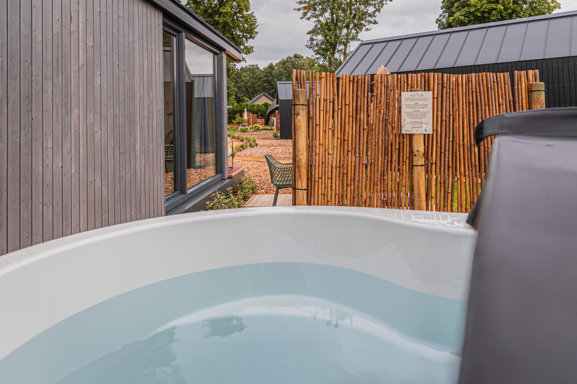 Tinyhouse 4 Pers Met Hottub Vila Meerssen Exterior foto